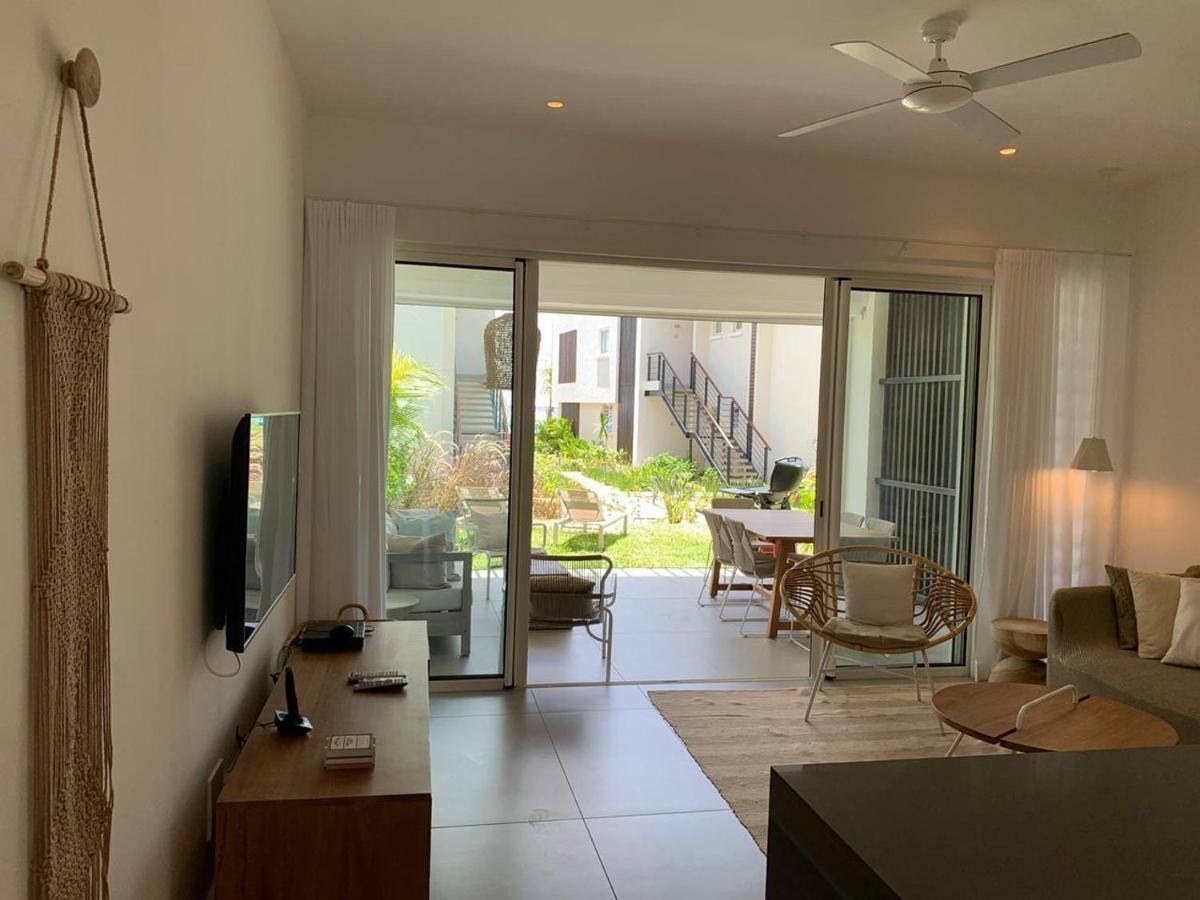 OBiches Beachfront Apartments Trou aux Biches Exterior foto
